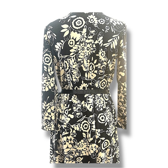 LOFT Wrap Maxi Dress in a Black & Light Taupe Floral  SZ 0 - Picture 4 of 15